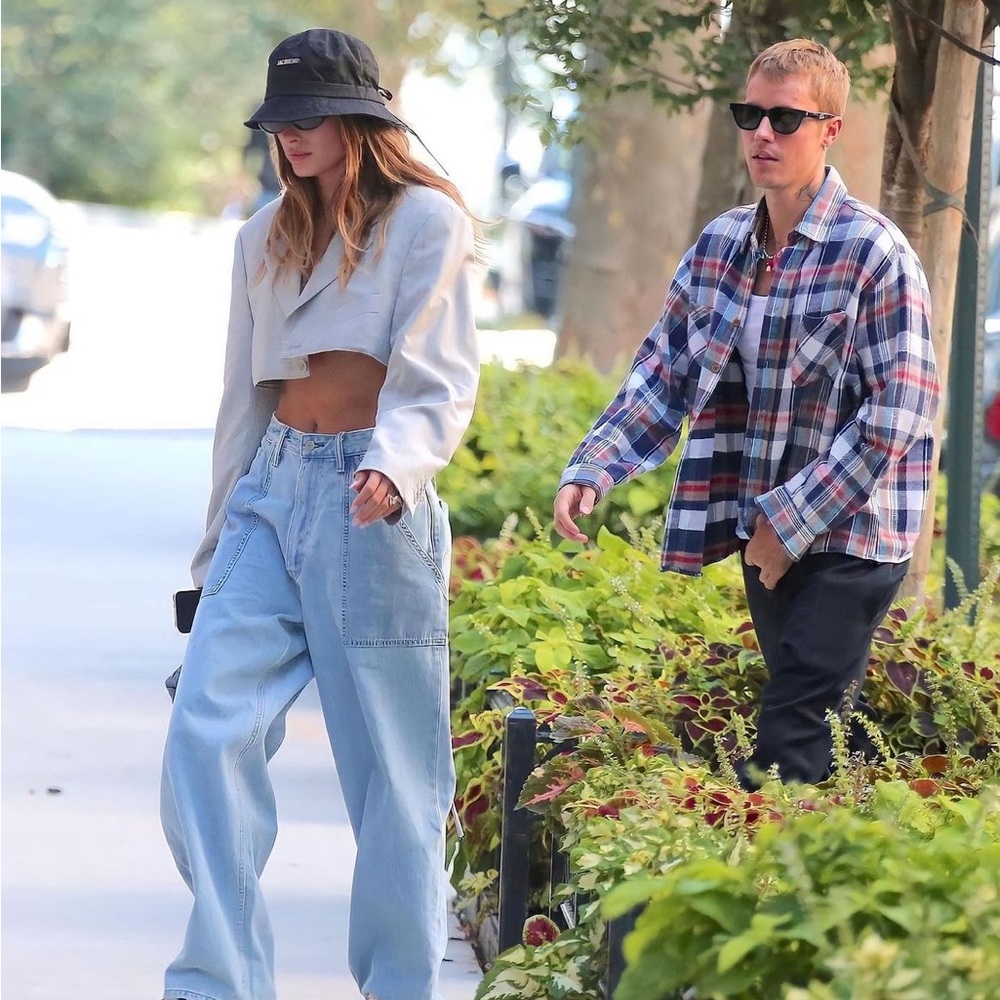 Black Jacquemus logo plaque bucket hat - Picture 11 of 16